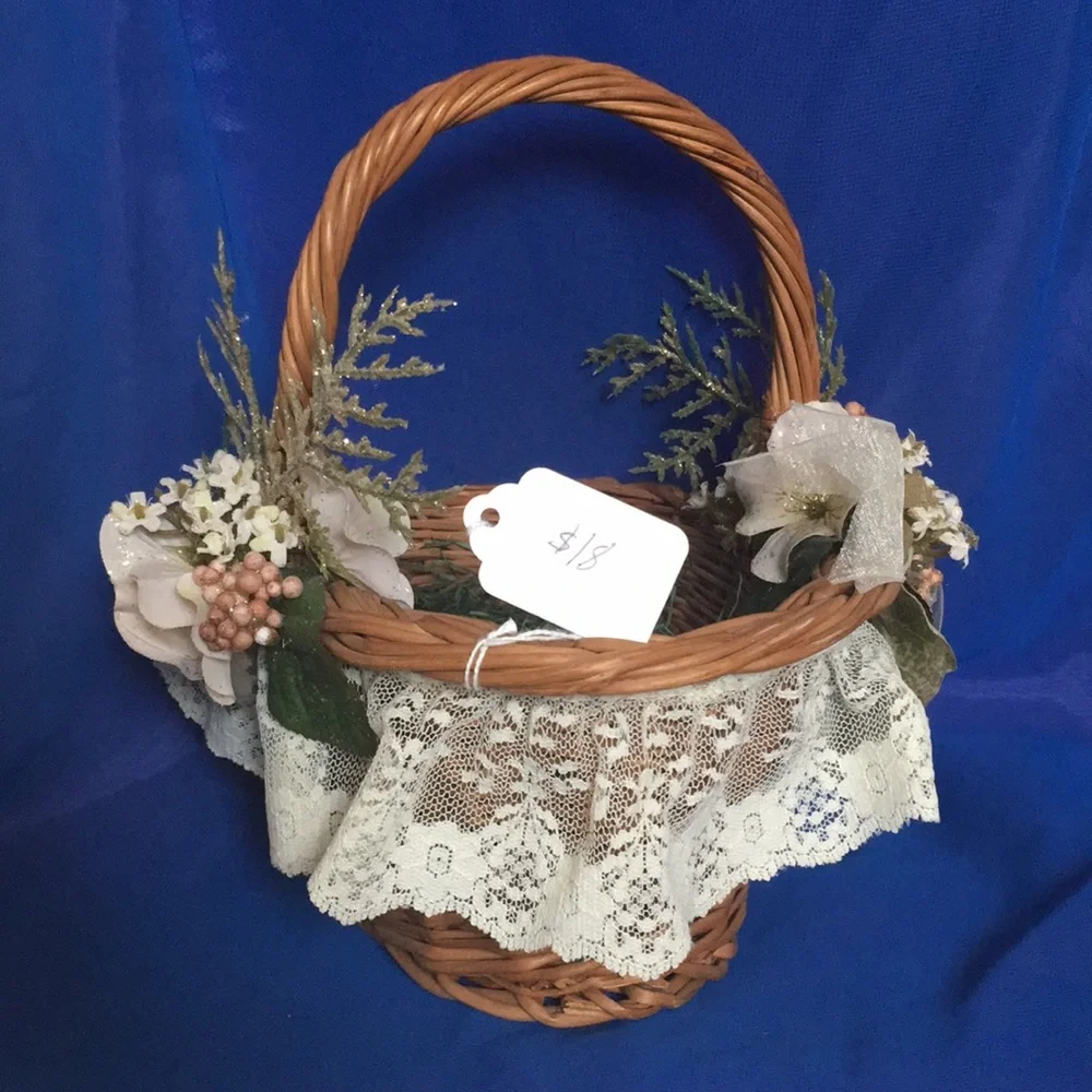 Small Lace-trimmed Wicker Basket